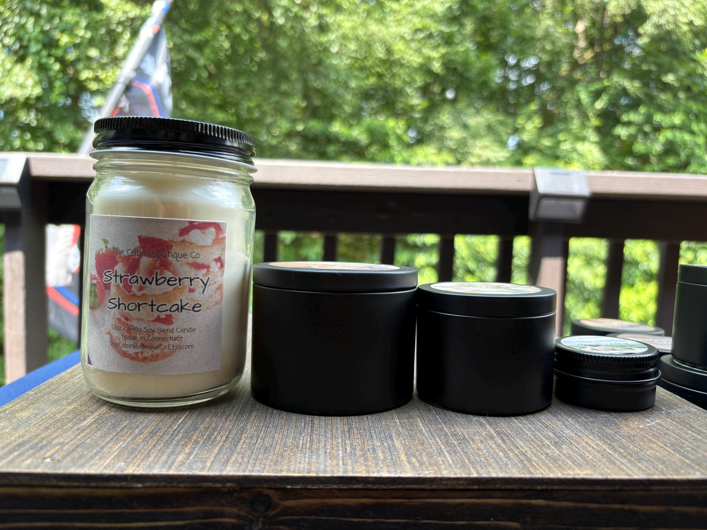 Cozy Homestead Scented Candle - Apple - Cinnamon - Clove - Vanilla - Amber